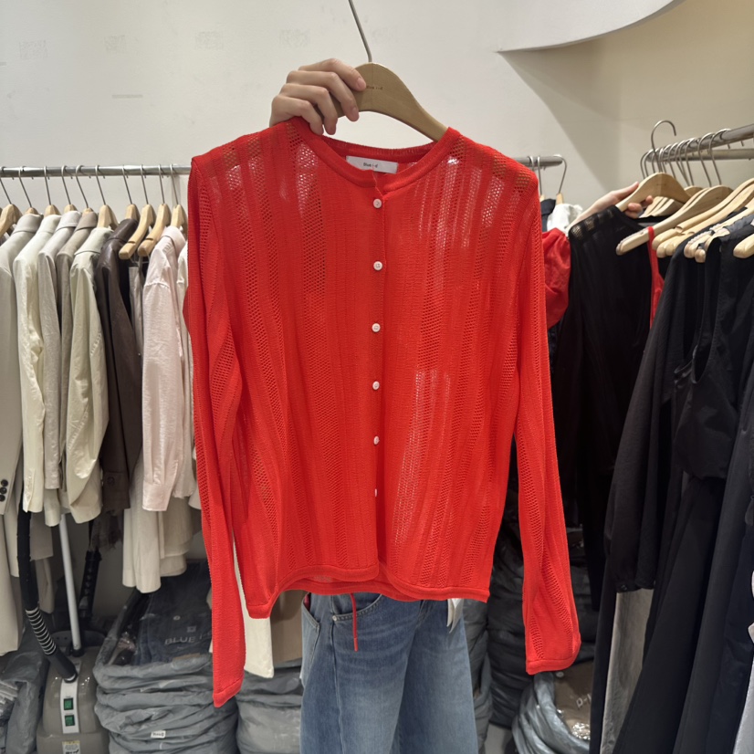 BLUEI-D/N SHARP韓國東大門直郵女士新款人氣26春夏針織衫Blue i-d/N SHARP針織衫圖色3