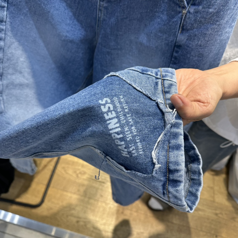 YESFREE韓國直郵女裝新品時尚熱賣推薦休閑職業26春夏牛仔褲YESFREE牛仔褲