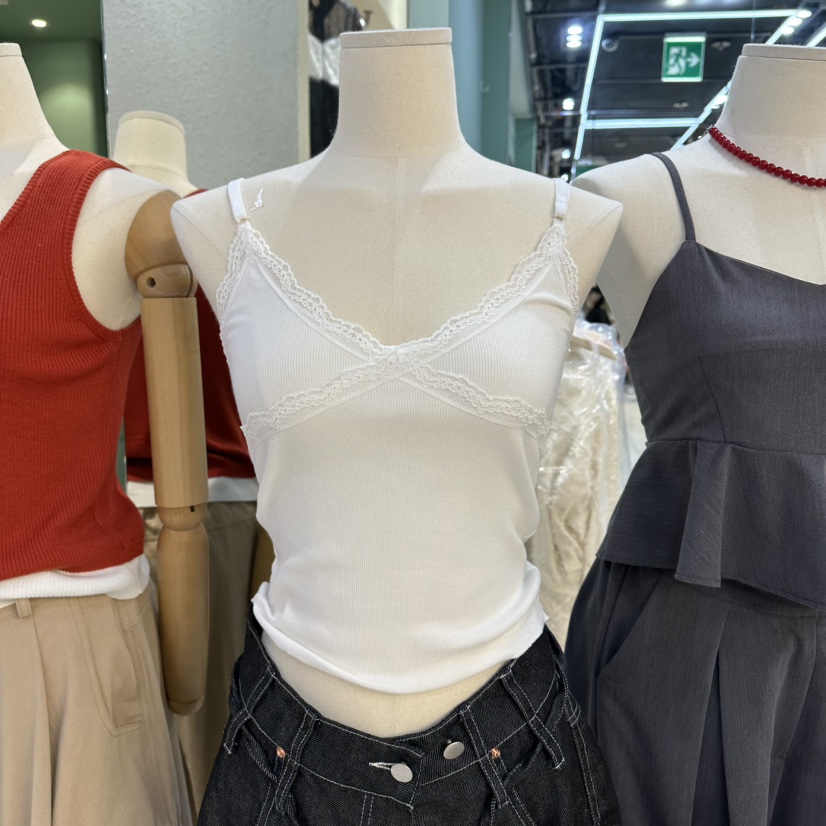 ROMANTIC NEWYORK韓國代購女士新品人氣熱賣吊帶背心蕾絲ROMANTIC NEWYORK吊帶/背心圖色1