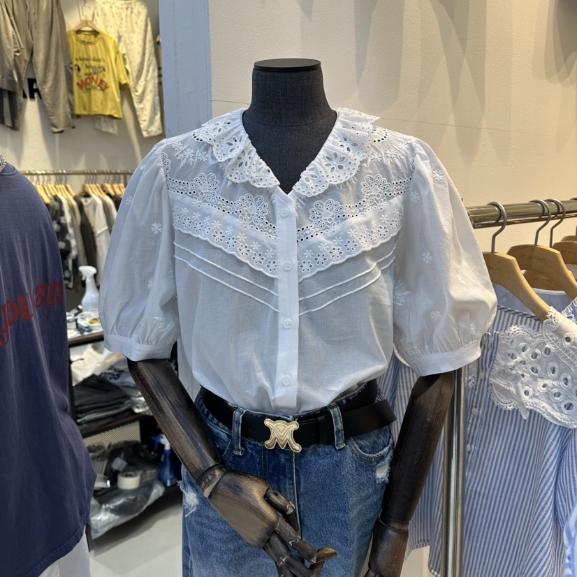 2nd B-S韓國東大門代購女裝新品熱賣襯衫蕾絲衫荷葉邊刺繡2nd B-S襯衫/蕾絲衫圖色1