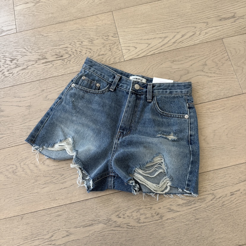 LUMIPLE韓國東大門直郵女裝新款職業時尚推薦人氣熱賣短褲LUMIPLE短褲