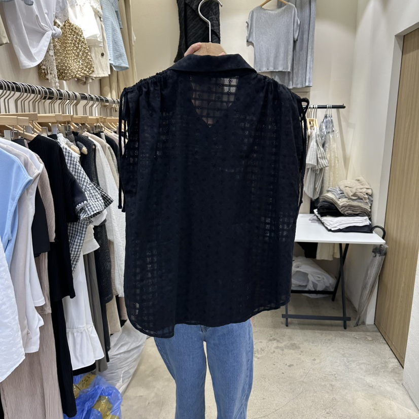 HOLYBANANA韓國代購女裝新款推薦熱賣26春夏襯衫蕾絲衫刺繡groovy.H/HOLYBANANA襯衫/蕾絲衫