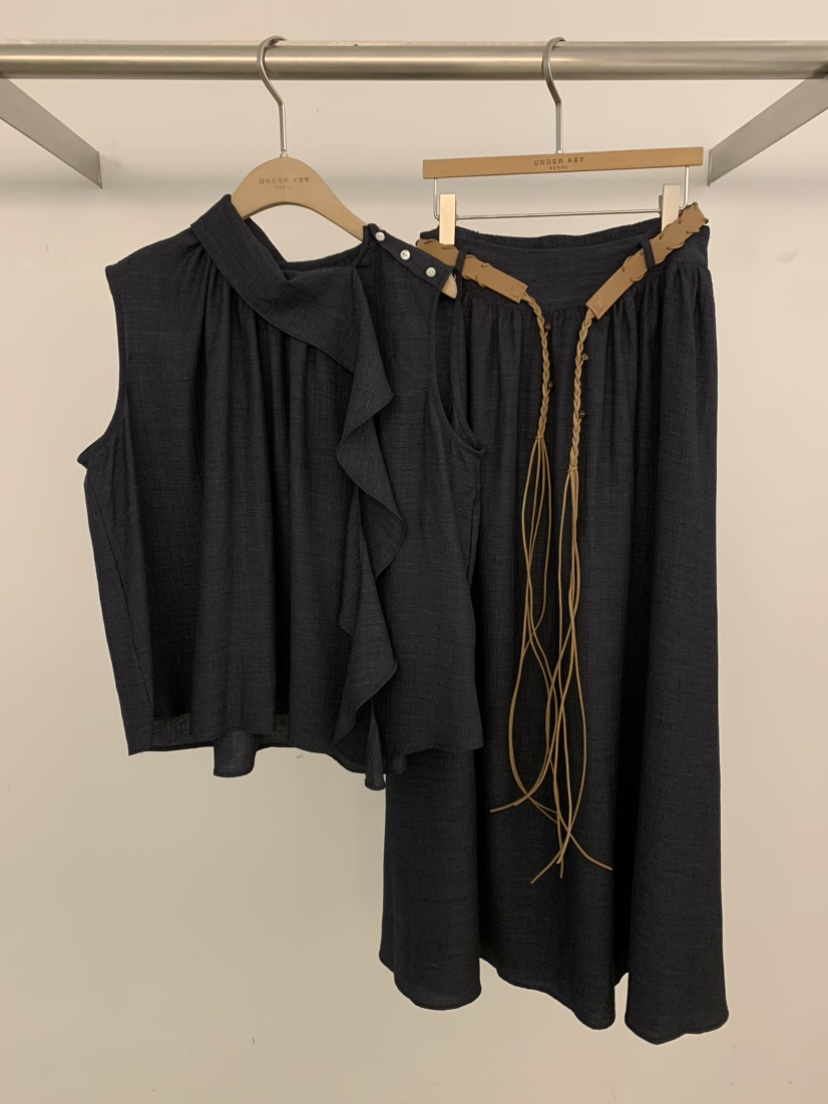 UNDER KEY韓國東大門代購女士新品人氣推薦休閑套裝含腰帶UNDER KEY套裝圖色2