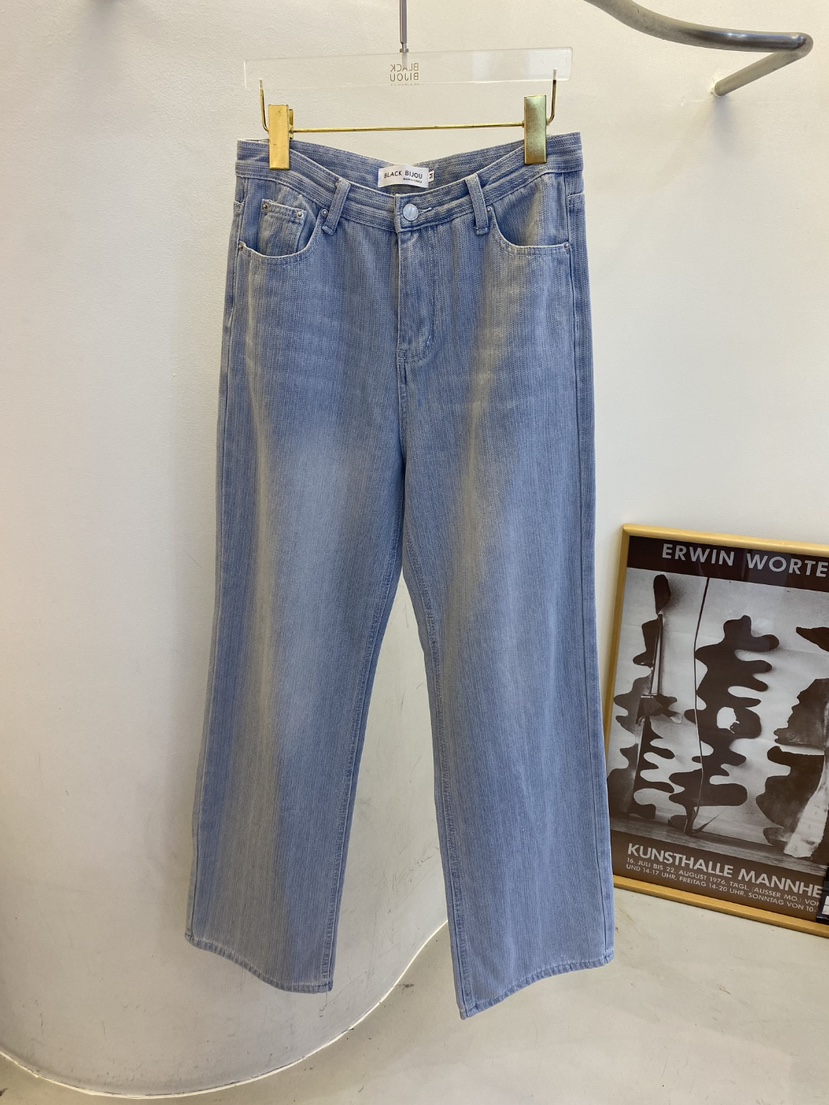 BLACK BIJOU韓國東大門代購女士新品推薦熱賣牛仔褲直筒褲BLACK BIJOU牛仔褲圖色1