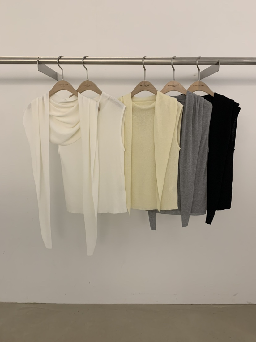 UNDER KEY韓國東大門直郵女裝新品時尚休閑熱賣套裝含圍巾UNDER KEY套裝