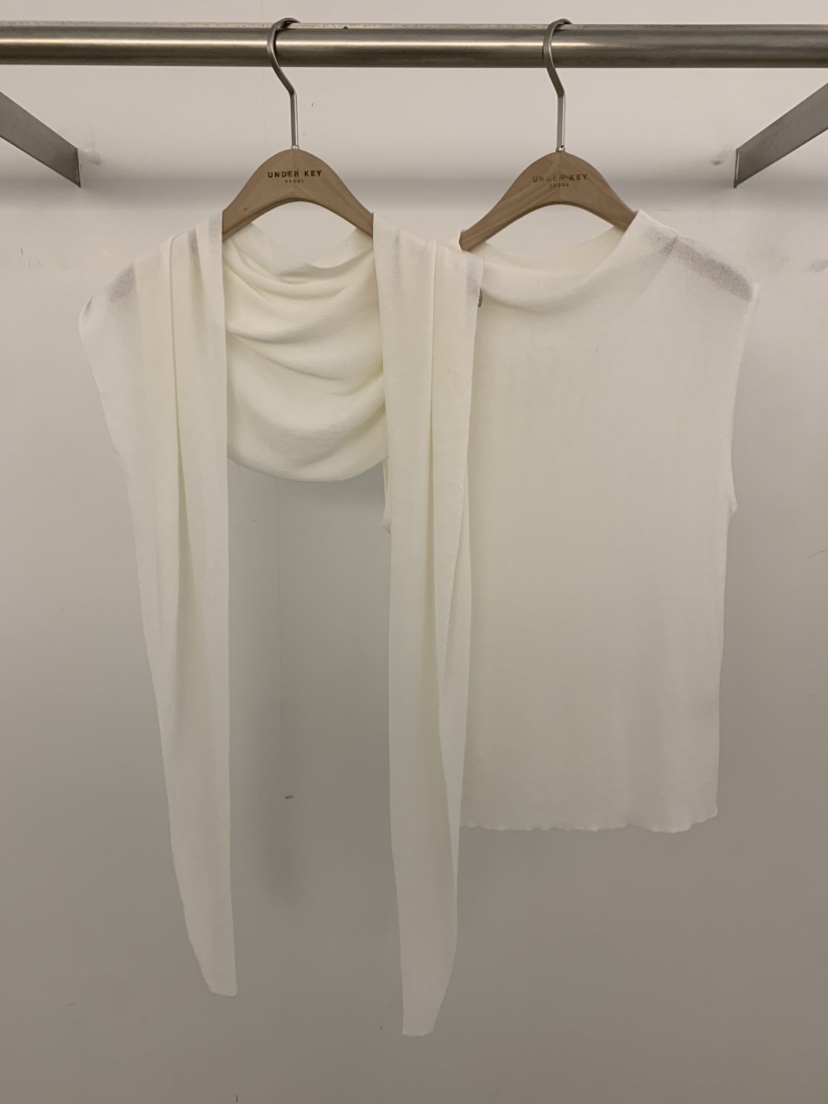 UNDER KEY韓國東大門直郵女裝新品時尚休閑熱賣套裝含圍巾UNDER KEY套裝圖色4