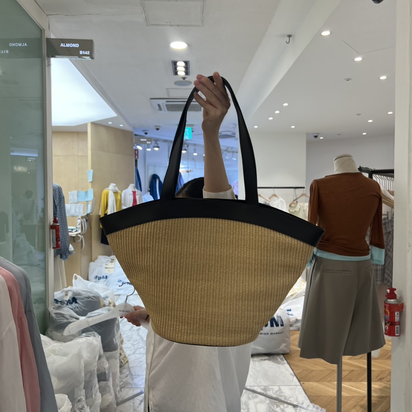 ALMOND韓國東大門直郵女裝新品熱賣推薦休閑手拿包腋下包ALMOND手拿包/腋下包圖色1