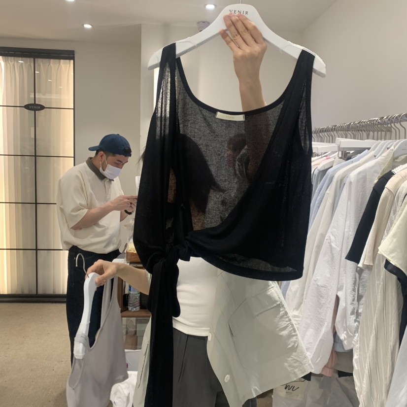 VENIR-a韓國東大門代購女士新款熱賣人氣26春夏吊帶背心VENIR-a吊帶/背心圖色2