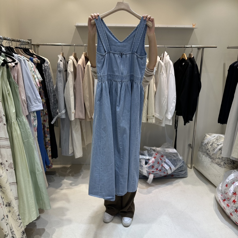 HER/PLAYLIST韓國直郵實拍女士新款推薦熱賣26春夏連衣裙HER/PLAYLIST連衣裙