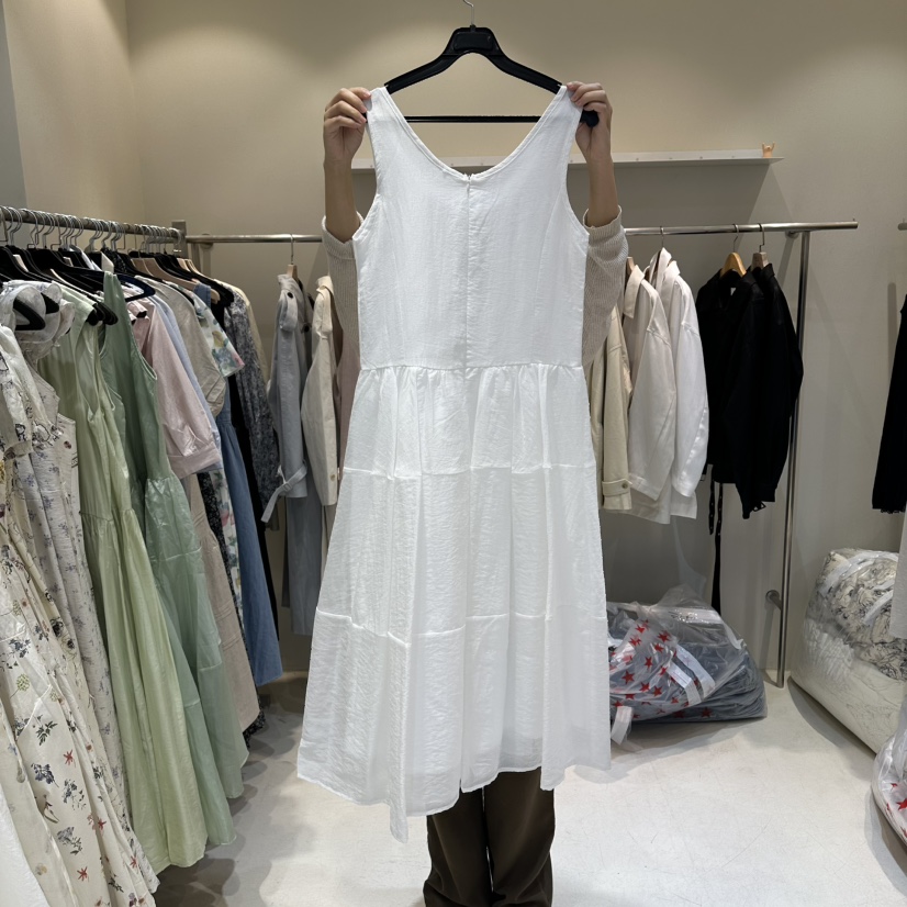 HER/PLAYLIST韓國直郵實拍女裝新款推薦26春夏人氣連衣裙HER/PLAYLIST連衣裙