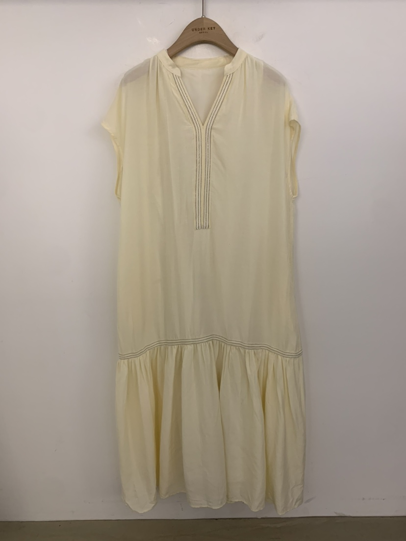 UNDER KEY韓國代購女裝新品時尚推薦熱賣休閑人氣連衣裙UNDER KEY連衣裙圖色1