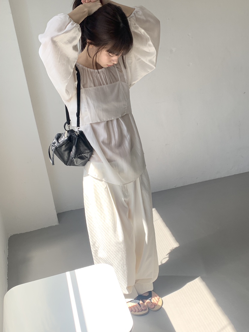 LOGARDEN韓國直郵女士新品熱賣人氣26春夏時尚襯衫蕾絲衫LO GARDEN襯衫/蕾絲衫