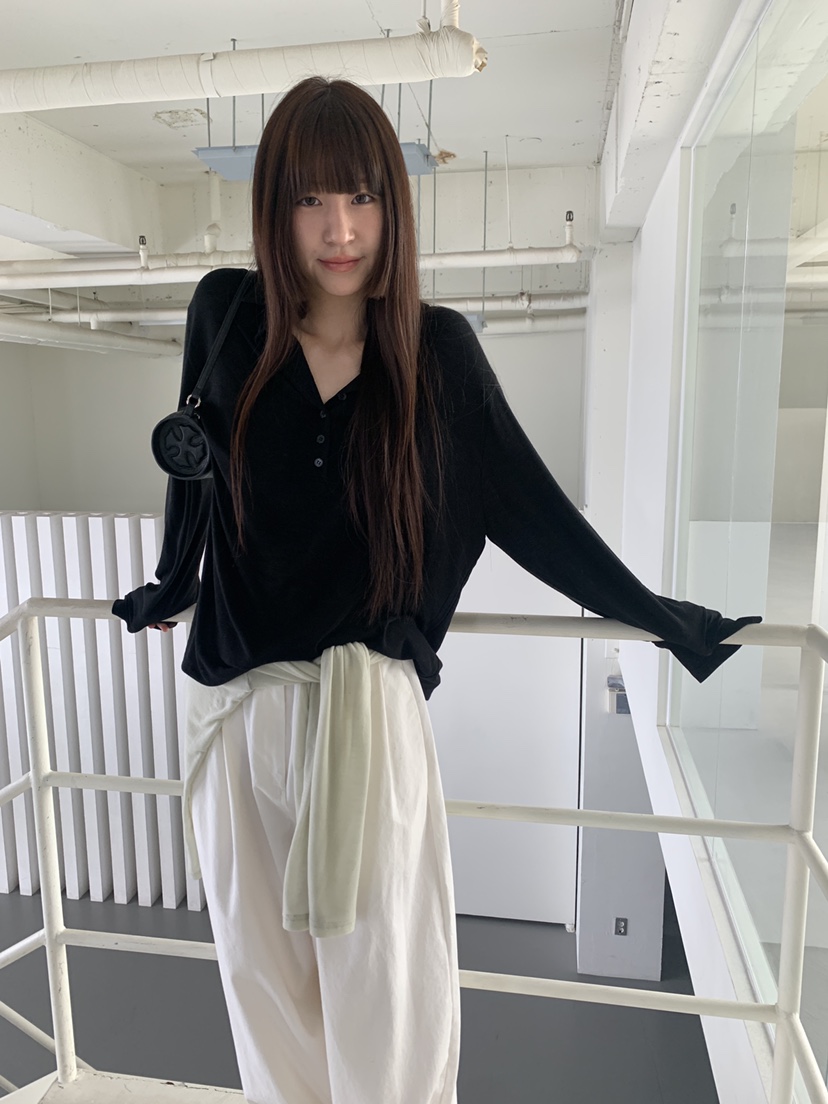 LOGARDEN韓國直郵女士新品職業休閑推薦熱賣時尚26春夏T恤紐扣LO GARDENT恤