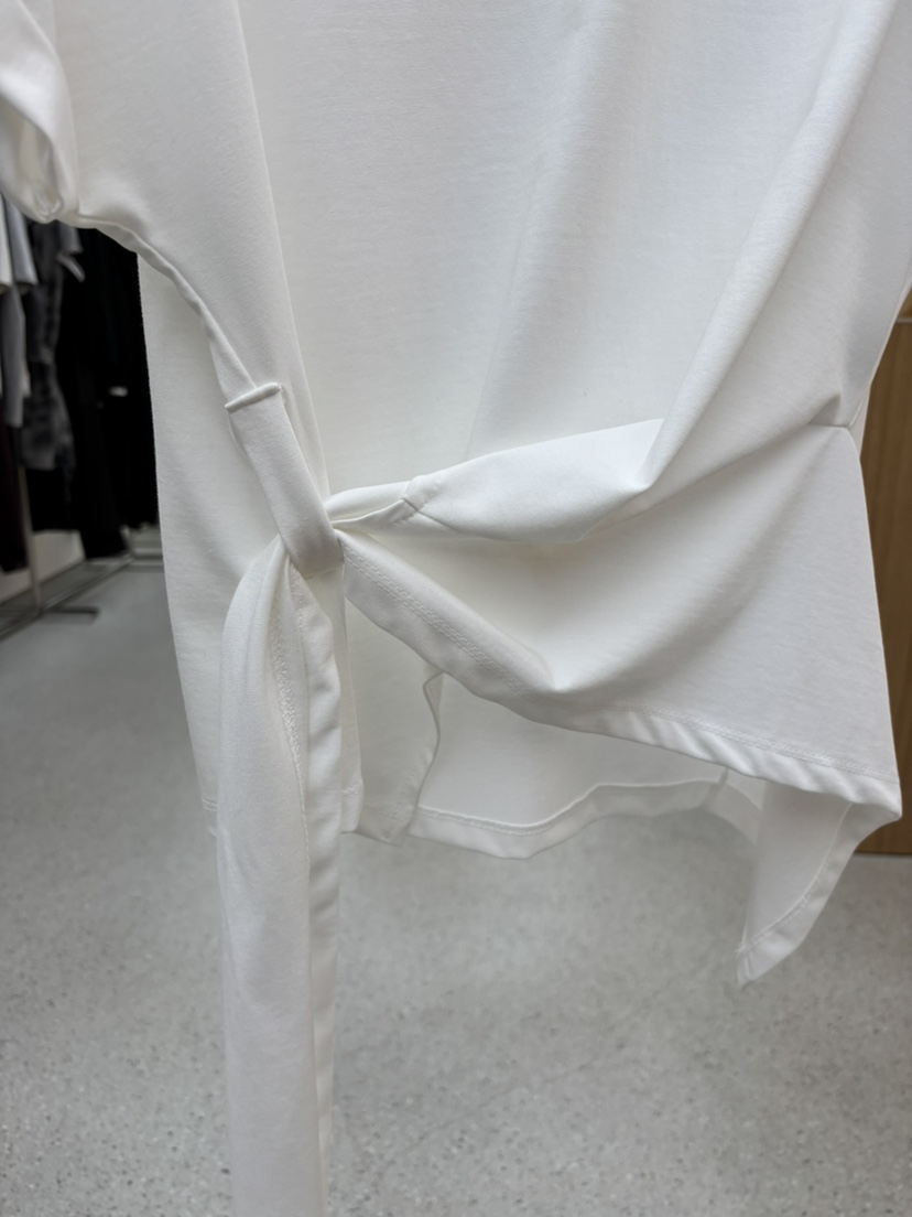 JUJU韓國直郵女裝新款人氣職業26春夏推薦休閑熱賣時尚T恤JUJUT恤