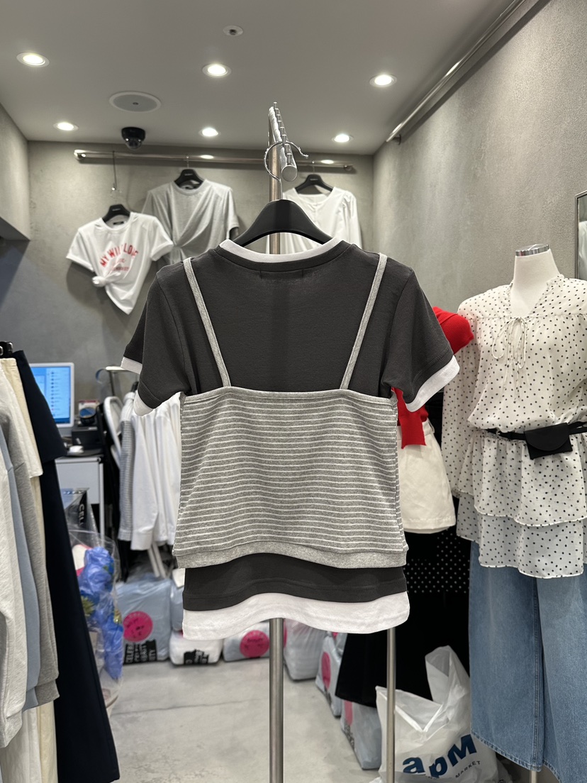 CELEBRITY-A韓國直郵女裝新款26春夏熱賣時尚人氣T恤條紋CELEBRITY-AT恤