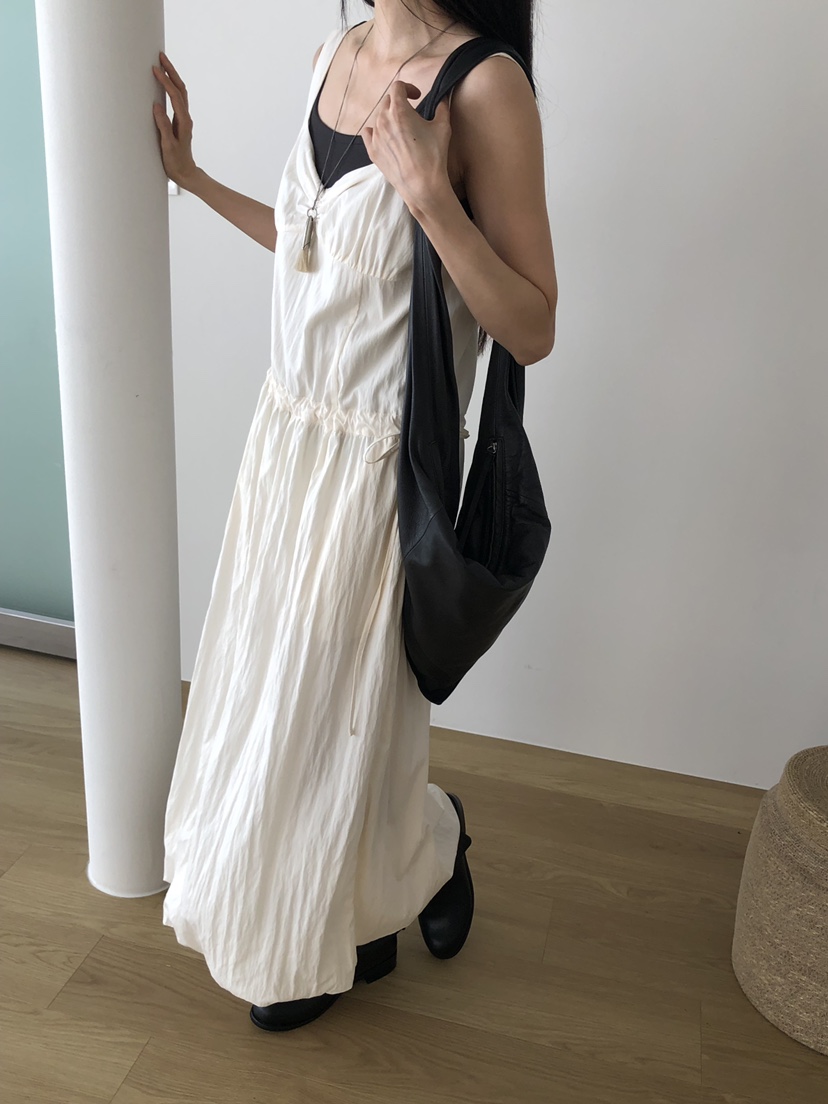 TORRE韓國直郵實拍女裝新品熱賣職業26春夏人氣休閑連衣裙TORRE連衣裙