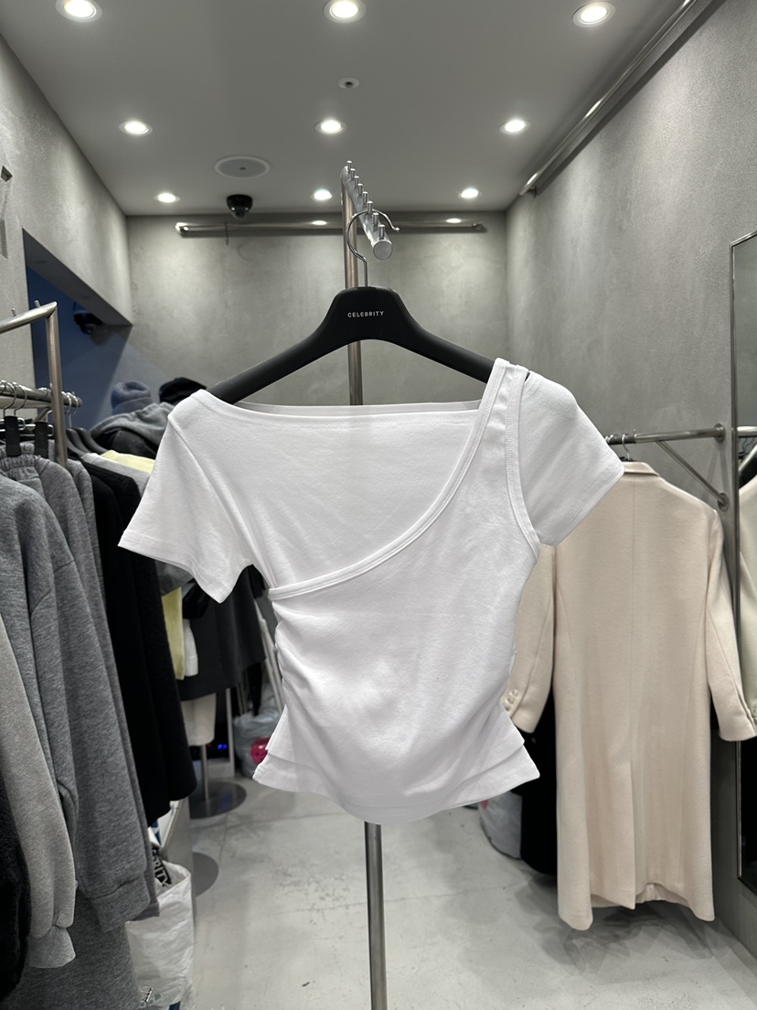 CELEBRITY-A韓國直郵實拍女士新品推薦休閑時尚人氣26春夏T恤CELEBRITY-AT恤圖色1