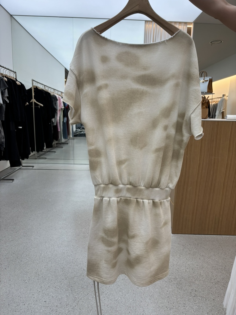 JUJU韓國直郵女士新品推薦時尚熱賣26春夏人氣職業連衣裙JUJU連衣裙