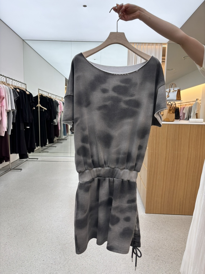 JUJU韓國直郵女士新品推薦時尚熱賣26春夏人氣職業連衣裙JUJU連衣裙圖色3