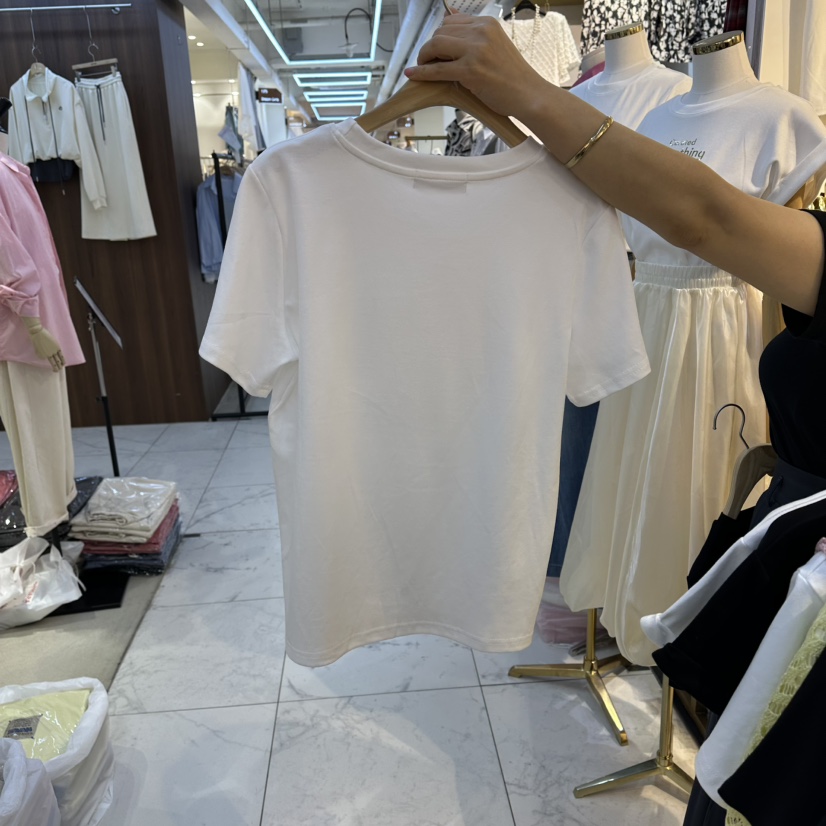 COCO HOLIC韓國東大門代購女裝新款推薦人氣26春夏休閑T恤COCO HOLICT恤