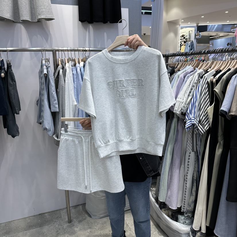 BLOOM韓國直郵實拍女裝新品熱賣職業推薦休閑人氣套裝套裝BLOOM-Q套裝圖色1