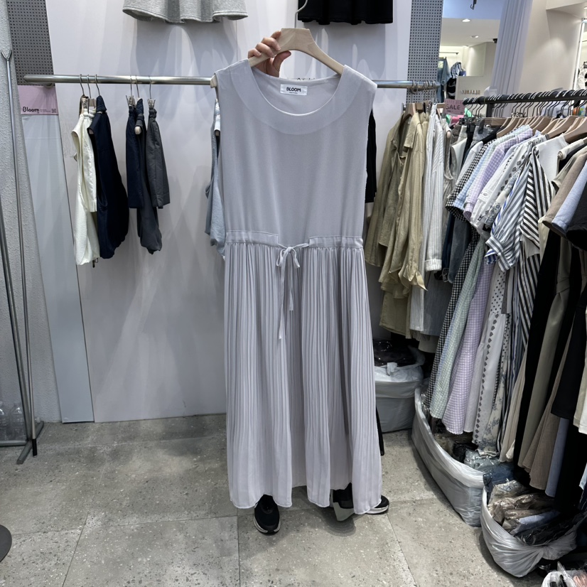 BLOOM韓國東大門代購女士新品時尚人氣職業推薦連衣裙褶皺BLOOM-Q連衣裙圖色2