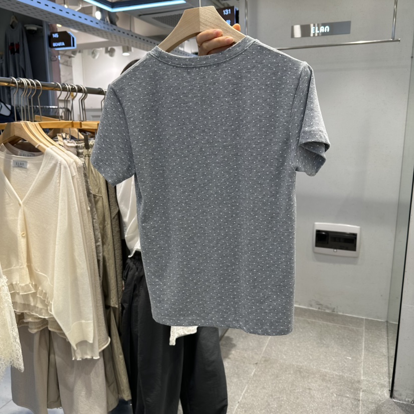 空韓國東大門代購女裝新品推薦時尚人氣熱賣26春夏職業T恤空T恤