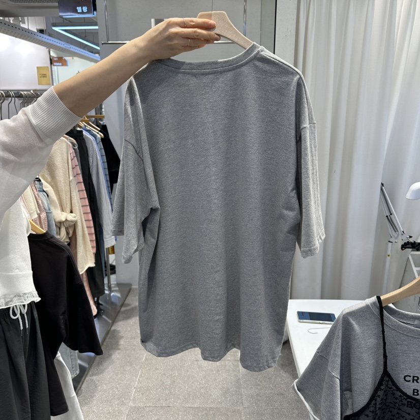 空韓國東大門代購女士新款推薦熱賣休閑人氣職業時尚26春夏T恤空T恤