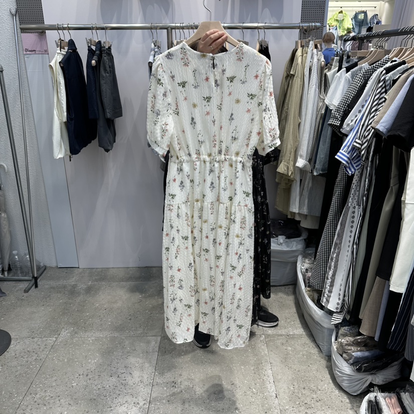 BLOOM韓國東大門代購女士新款時尚推薦人氣26春夏熱賣連衣裙BLOOM-Q連衣裙