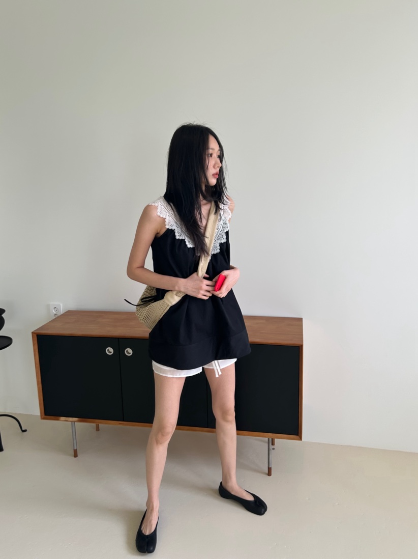 ME MO韓國直郵女裝新款時尚26春夏襯衫蕾絲衫不含腰帶蕾絲ME MO襯衫/蕾絲衫