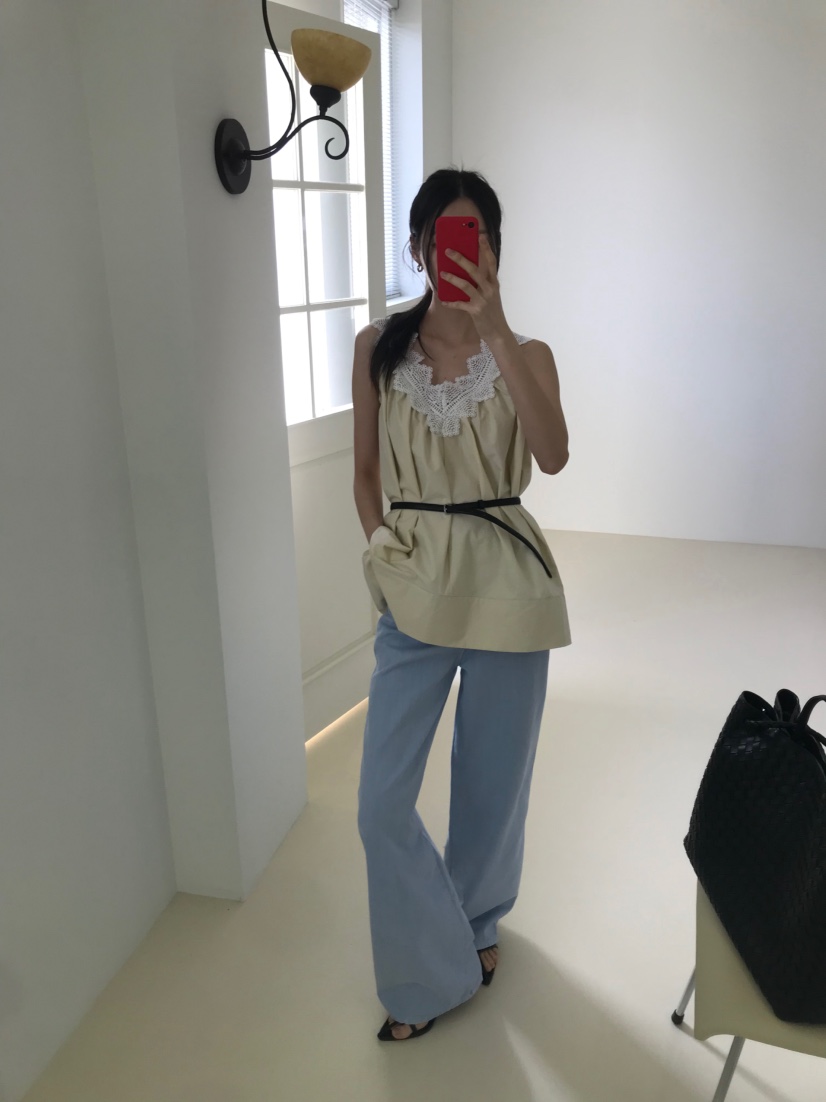 ME MO韓國直郵女裝新款時尚26春夏襯衫蕾絲衫不含腰帶蕾絲ME MO襯衫/蕾絲衫圖色2