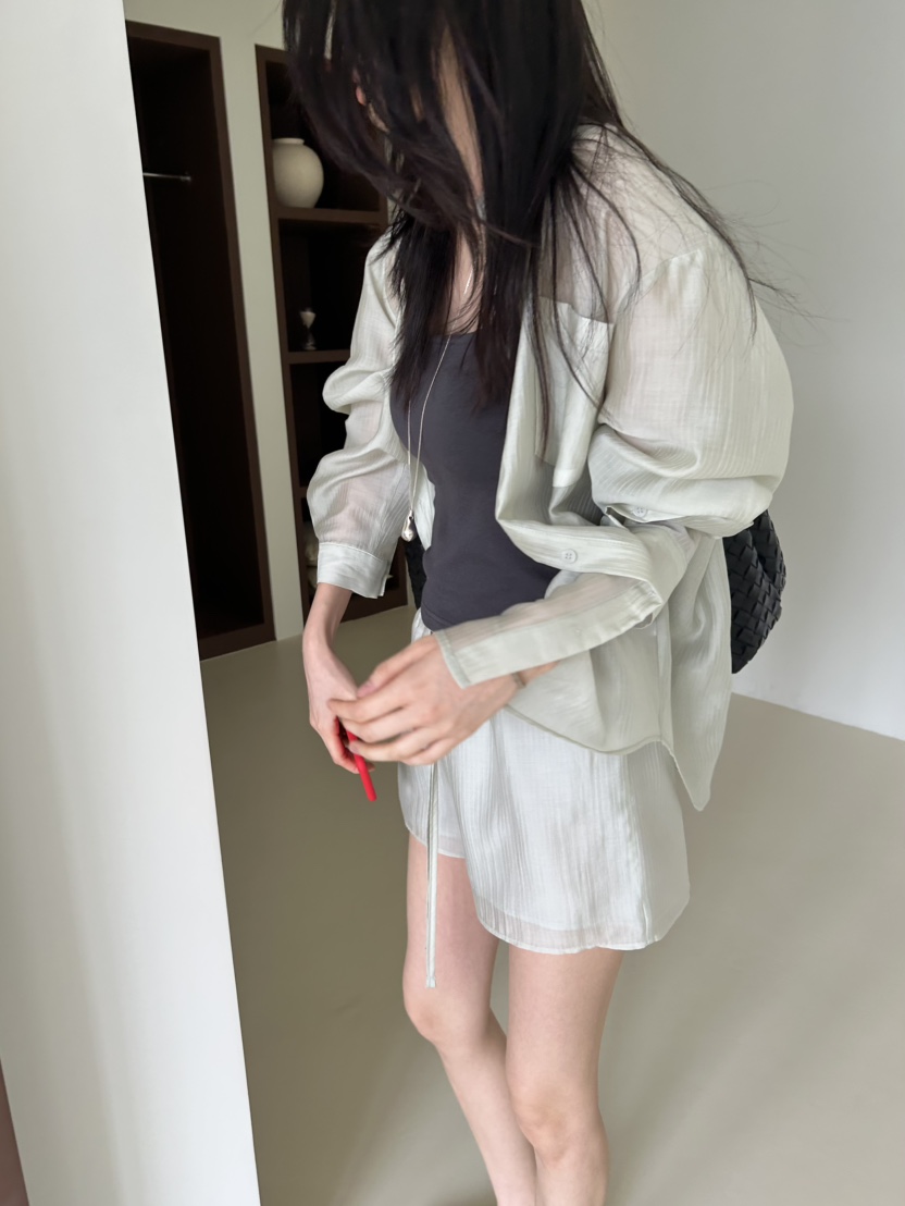 ME MO韓國東大門代購女士新品熱賣推薦襯衫蕾絲衫不含內搭ME MO襯衫/蕾絲衫