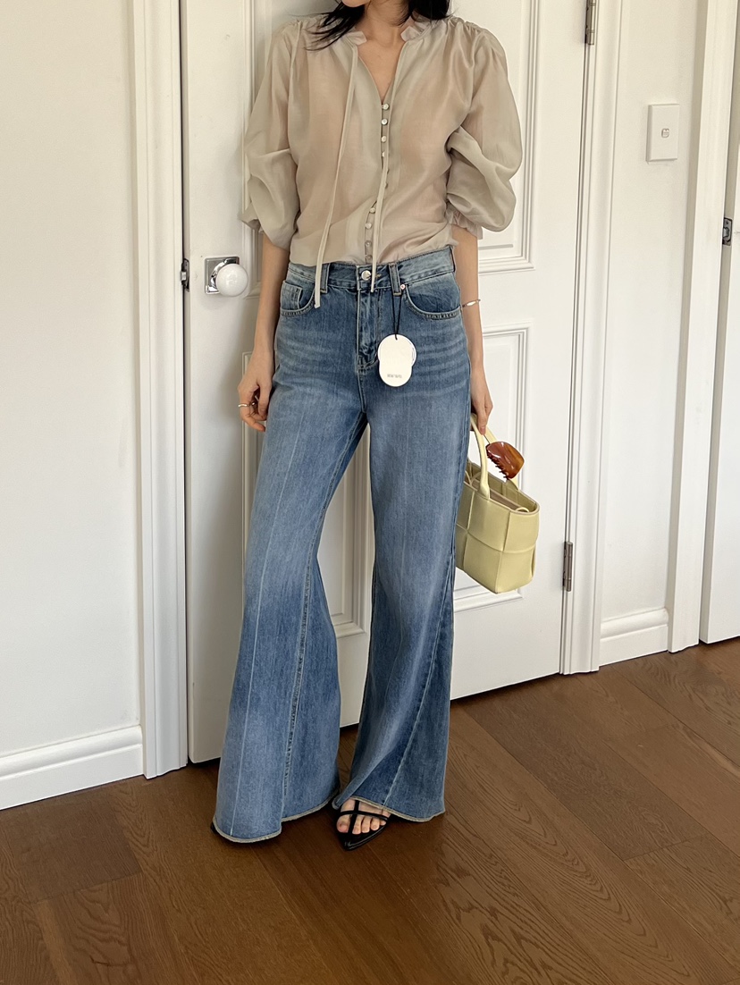 ME MO韓國東大門直郵女士新品職業推薦人氣26春夏襯衫蕾絲衫ME MO襯衫/蕾絲衫