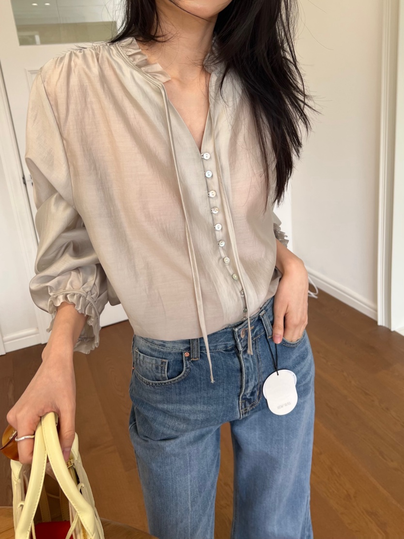 ME MO韓國東大門直郵女士新品職業推薦人氣26春夏襯衫蕾絲衫ME MO襯衫/蕾絲衫