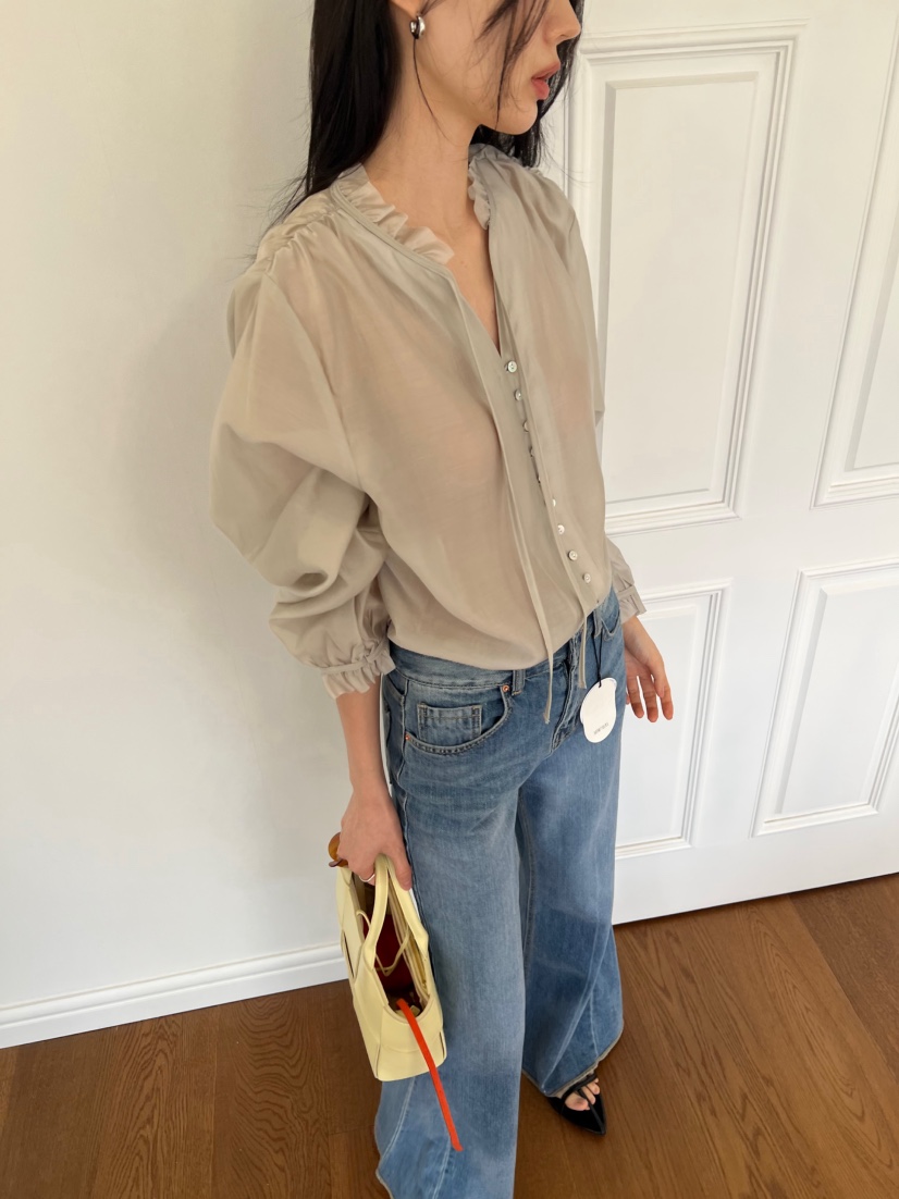 ME MO韓國東大門直郵女士新品職業推薦人氣26春夏襯衫蕾絲衫ME MO襯衫/蕾絲衫