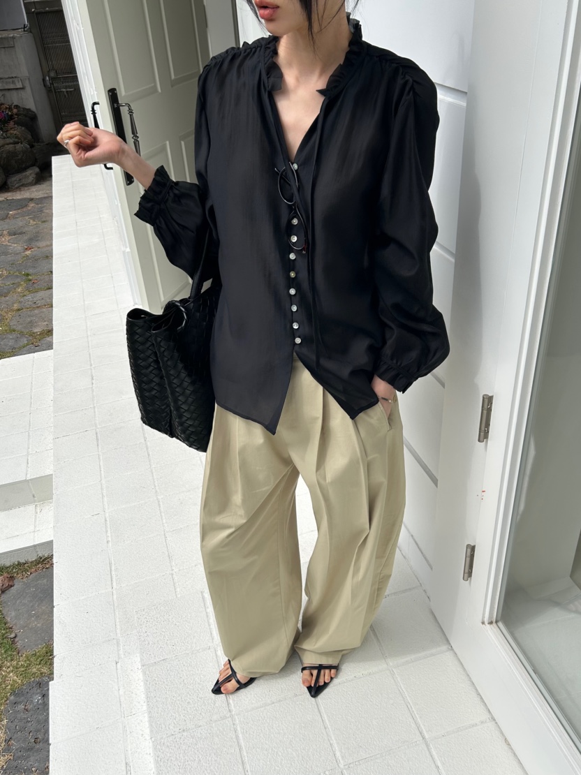 ME MO韓國東大門直郵女士新品職業推薦人氣26春夏襯衫蕾絲衫ME MO襯衫/蕾絲衫