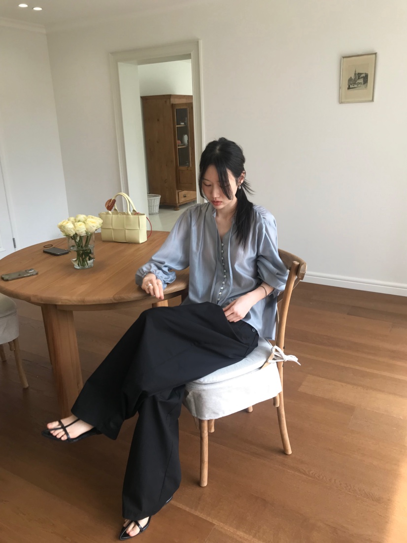 ME MO韓國東大門直郵女士新品職業推薦人氣26春夏襯衫蕾絲衫ME MO襯衫/蕾絲衫