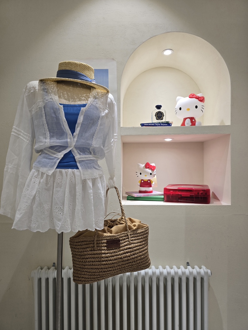 LIKEVAM韓國東大門直郵女裝新品熱賣推薦26春夏襯衫蕾絲衫LIKEVAM襯衫/蕾絲衫