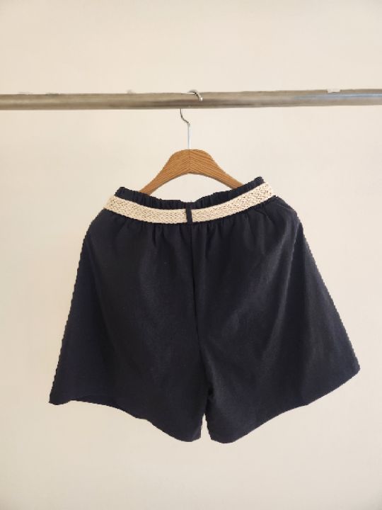 FEMME韓國東大門直郵女士新品熱賣短褲麻花針織含腰帶套裝FEMME短褲