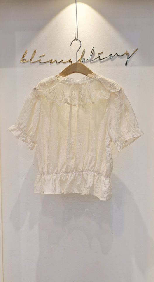 BLING BLING-S/RICO韓國東大門直郵女裝新款26春夏襯衫蕾絲衫V領蕾絲BLING BLING-S/RICO襯衫/蕾絲衫