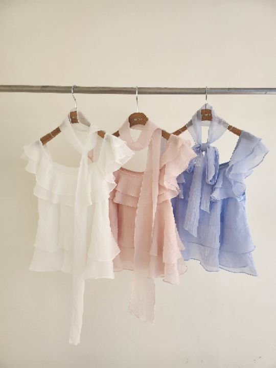 FEMME韓國直郵女裝新品推薦時尚襯衫蕾絲衫含圍巾荷葉邊雙層FEMME襯衫/蕾絲衫