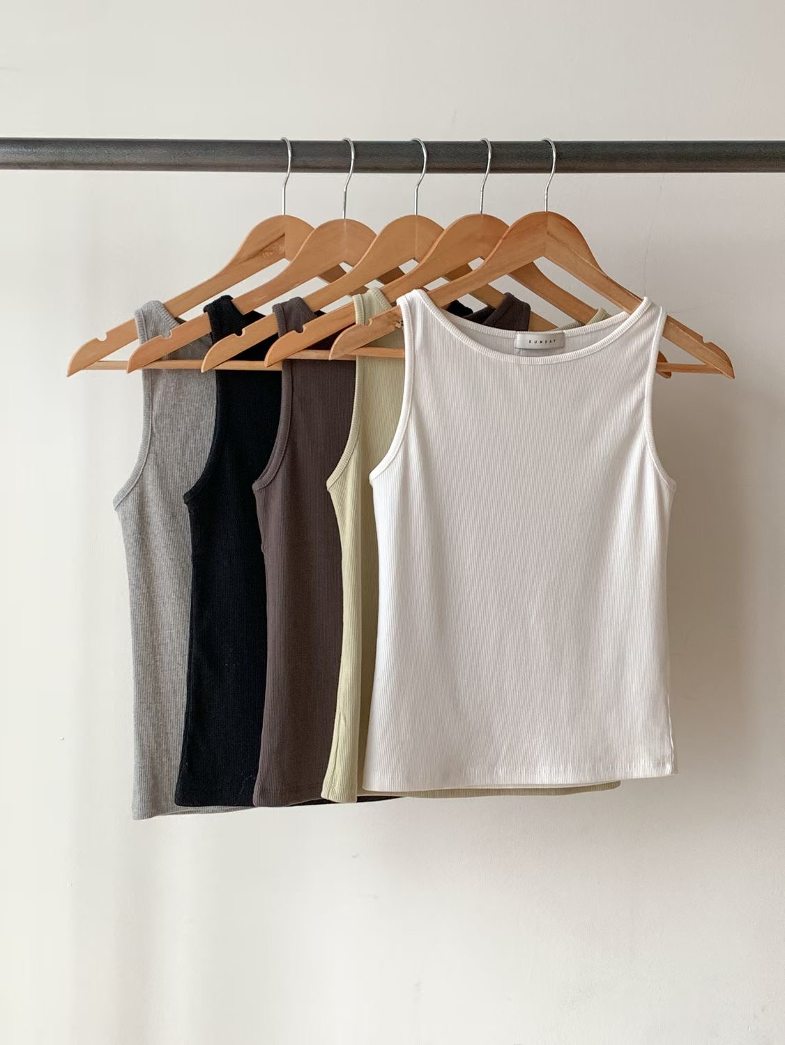 SUNDAY/FF韓國代購女士新款休閑人氣26春夏熱賣吊帶背心SUNDAY/FF吊帶/背心圖色3左三色