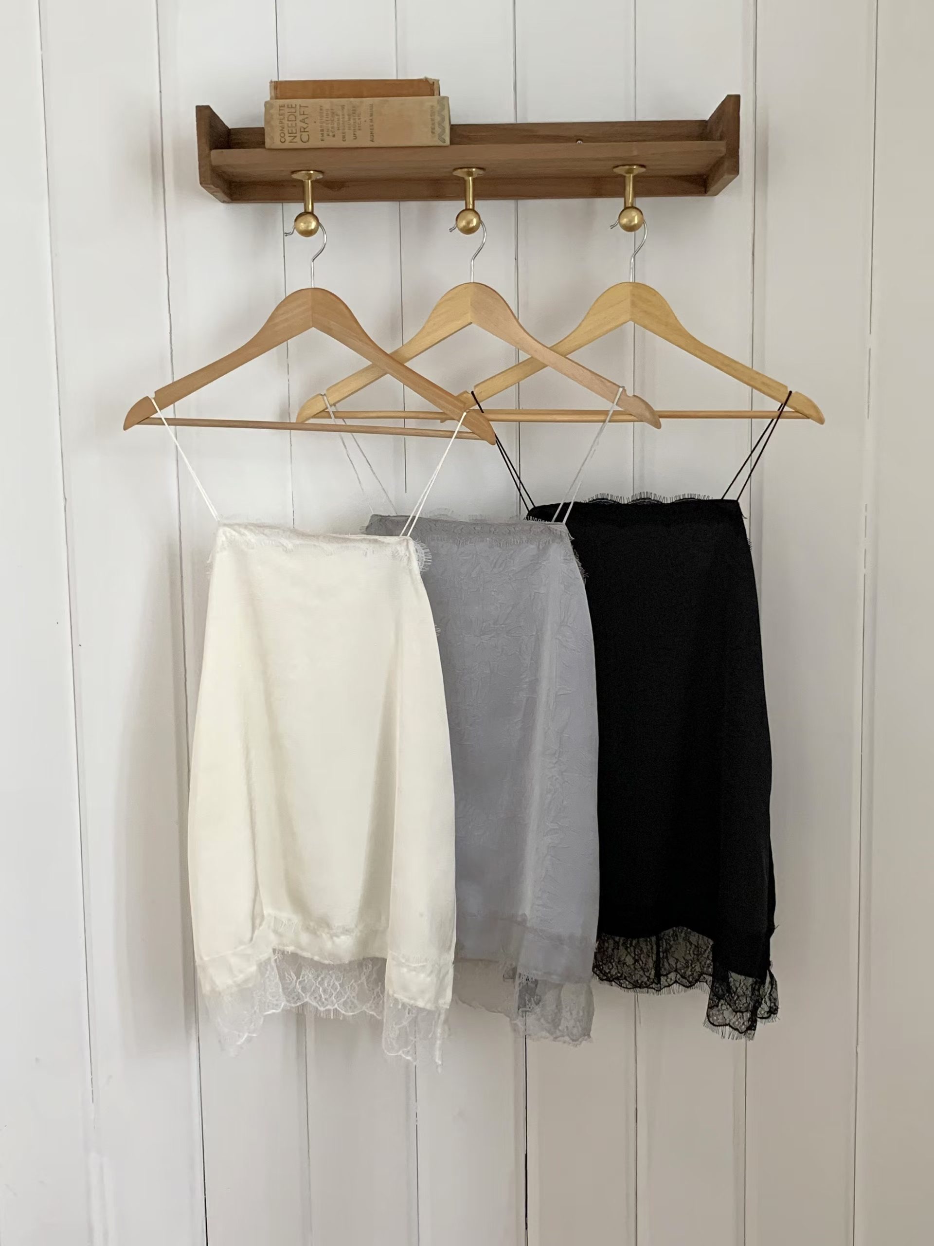 SUNDAY/FF韓國直郵女裝新品熱賣職業時尚人氣26春夏吊帶背心SUNDAY/FF吊帶/背心圖色2左二色