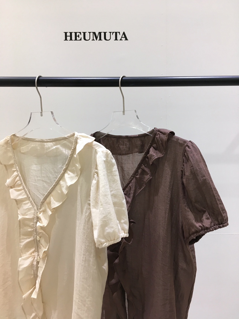 HEUMUTA東大門實拍女裝新品真品推薦休閑襯衫蕾絲衫棉布褶皺HEUMUTA襯衫/蕾絲衫