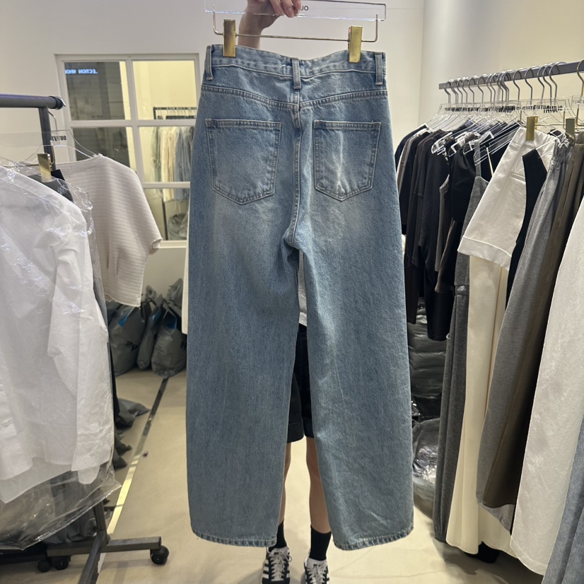 OUTFIT東大門實拍女士新款職業熱賣時尚人氣休閑26春夏牛仔褲OUTFIT牛仔褲