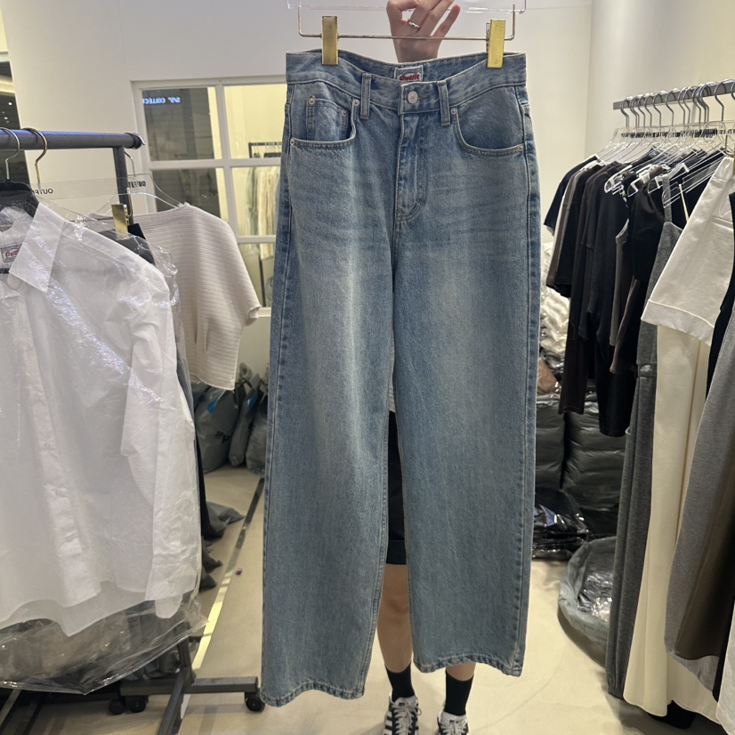 OUTFIT東大門實拍女士新款職業熱賣時尚人氣休閑26春夏牛仔褲OUTFIT牛仔褲圖色1