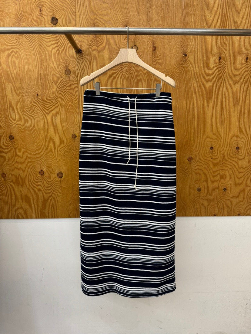 PROJECTVIEW韓國直郵女裝新款職業休閑26春夏推薦長裙條紋PROJECTVIEW長裙圖色1