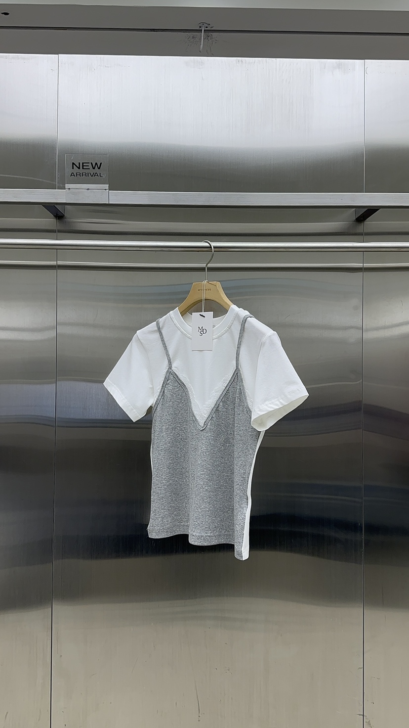 MYDRESS東大門直郵女裝新款時尚26春夏熱賣人氣T恤假兩件MYDRESST恤圖色1