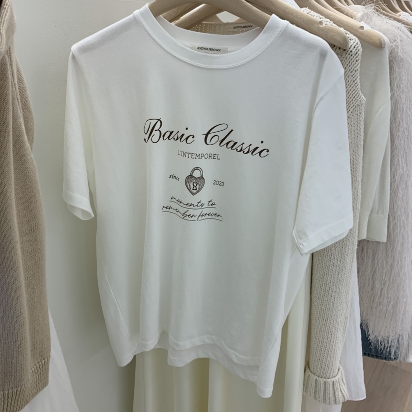 ANDYOUBROWN東大門代購女士新款熱賣時尚26春夏休閑推薦T恤ANDYOUBROWNT恤圖色1
