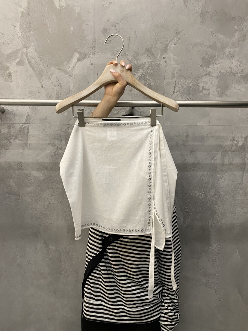 THE VETIVER-A韓國代購女裝新品熱賣時尚真品休閑人氣短裙VETIVER短裙圖色1